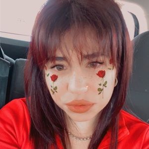 Meet your Posher, Dayana